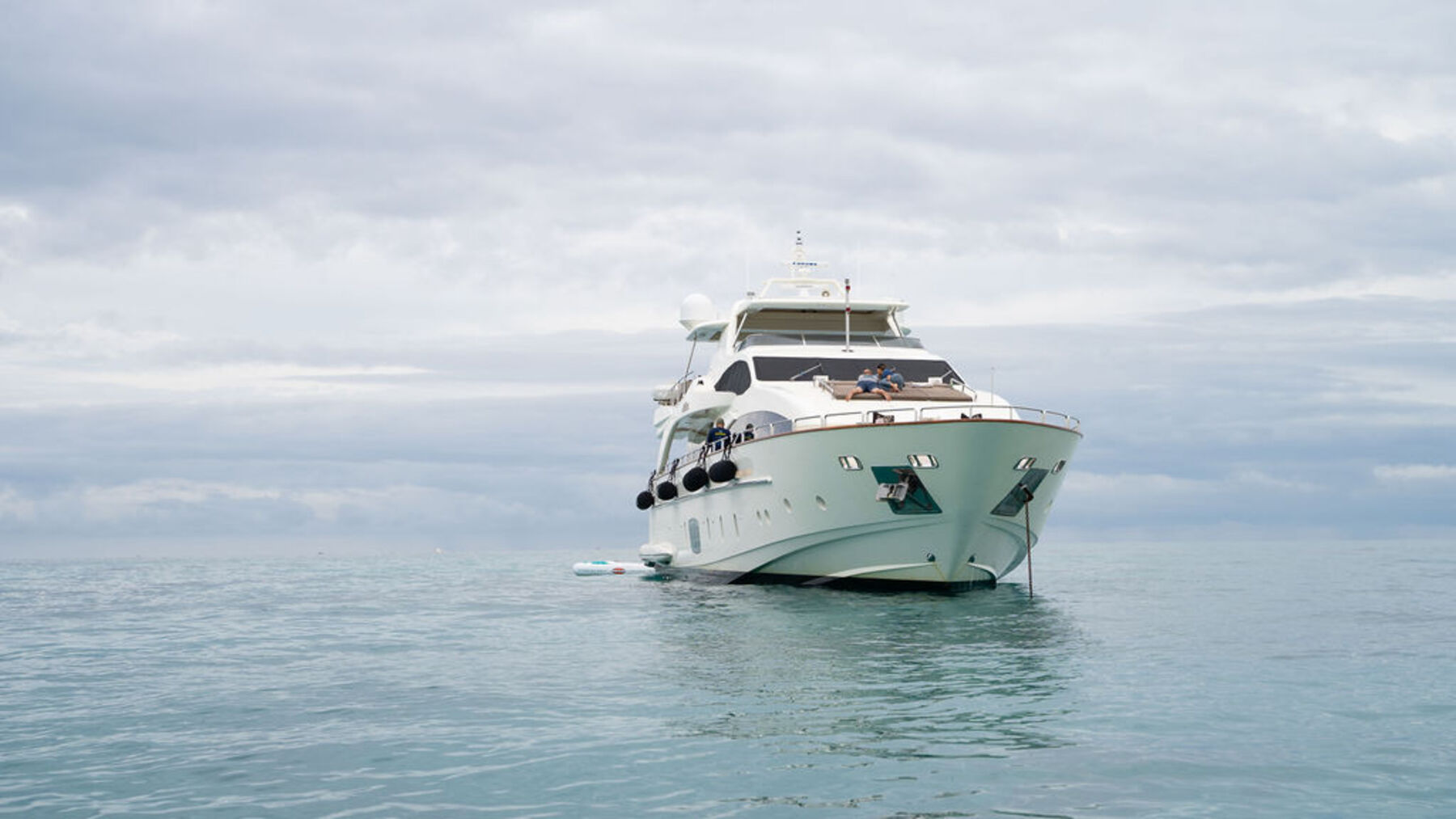 105’ Azimut