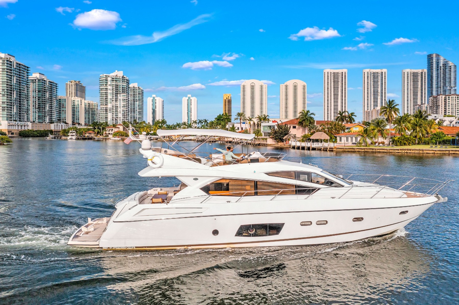 70ft Sunseeker Manhattan