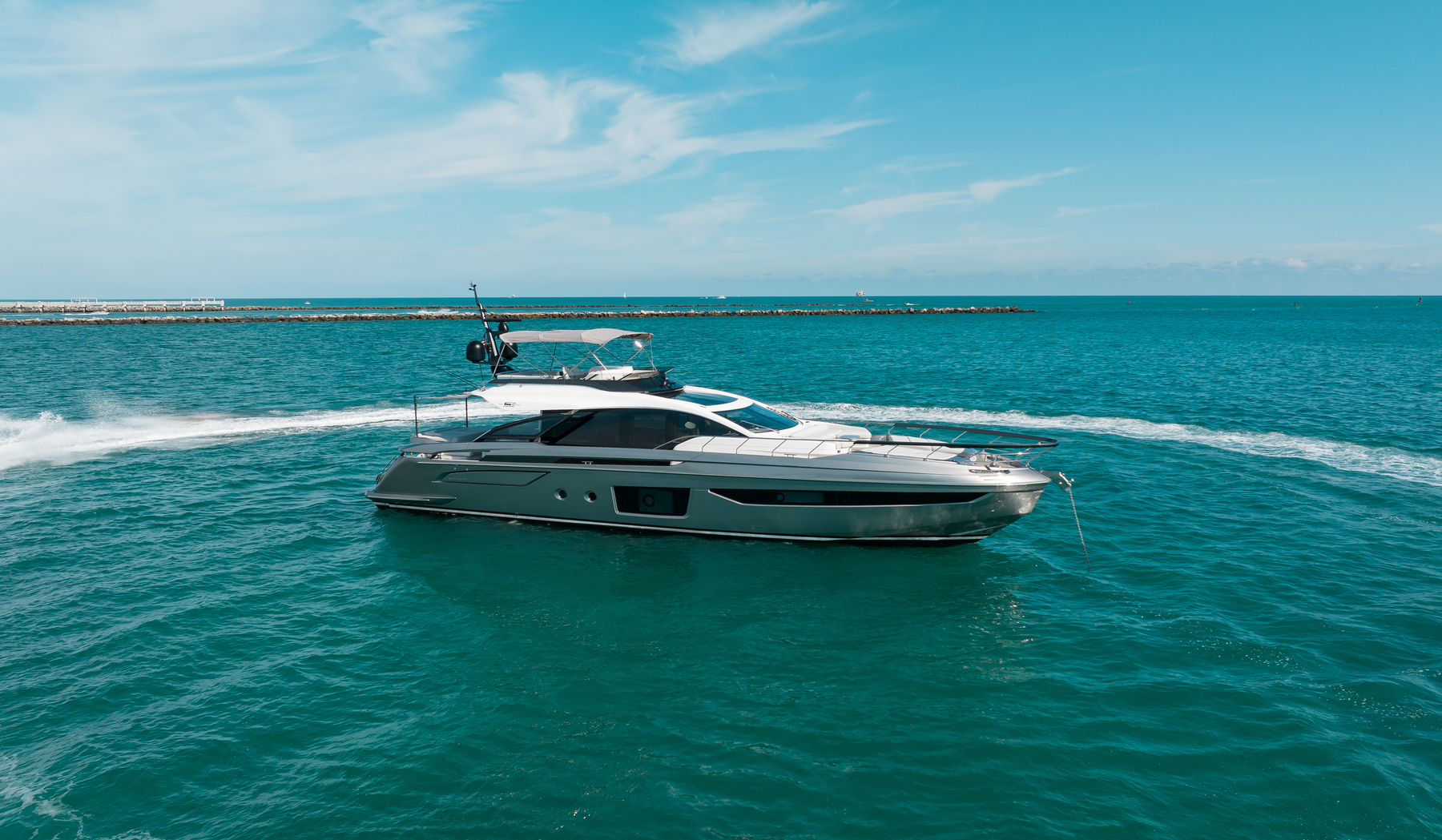 80' Azimut S8